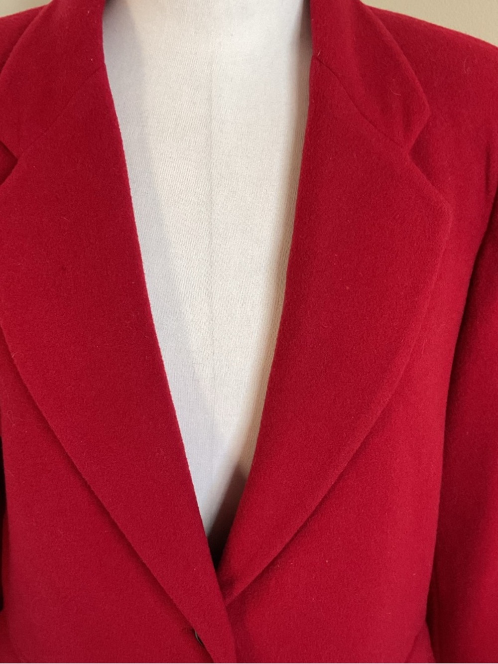 Lord & Taylor Red Wool Cashmere Blend Blazer Size 6 Single Button Structured - Picture 3 of 5